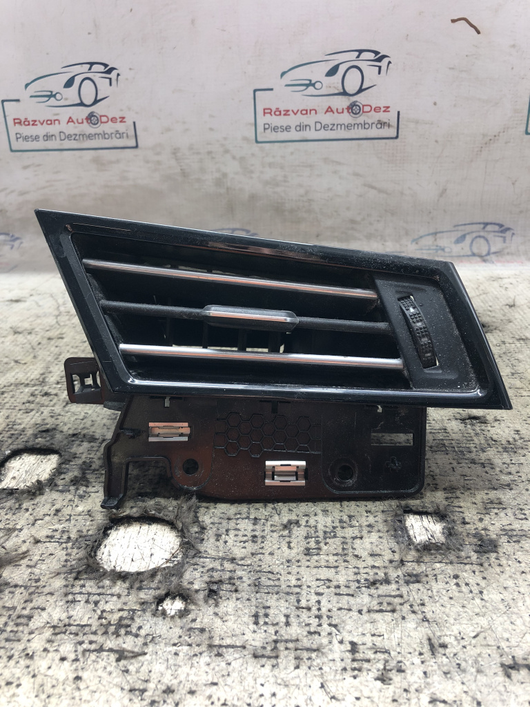 Grila ventilație Volkswagen Passat B8 2.0 2016