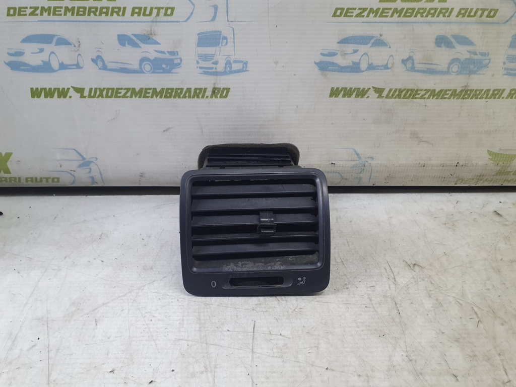 Grila ventilatie 1k0819710 Volkswagen VW Golf 5 [2003 - 2009] 1.9 tdi BKC