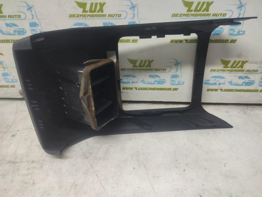 Grila ventilatie 1k0863289c Volkswagen VW Golf 6 [2008 - 2015] 1.6 tdi CAYC