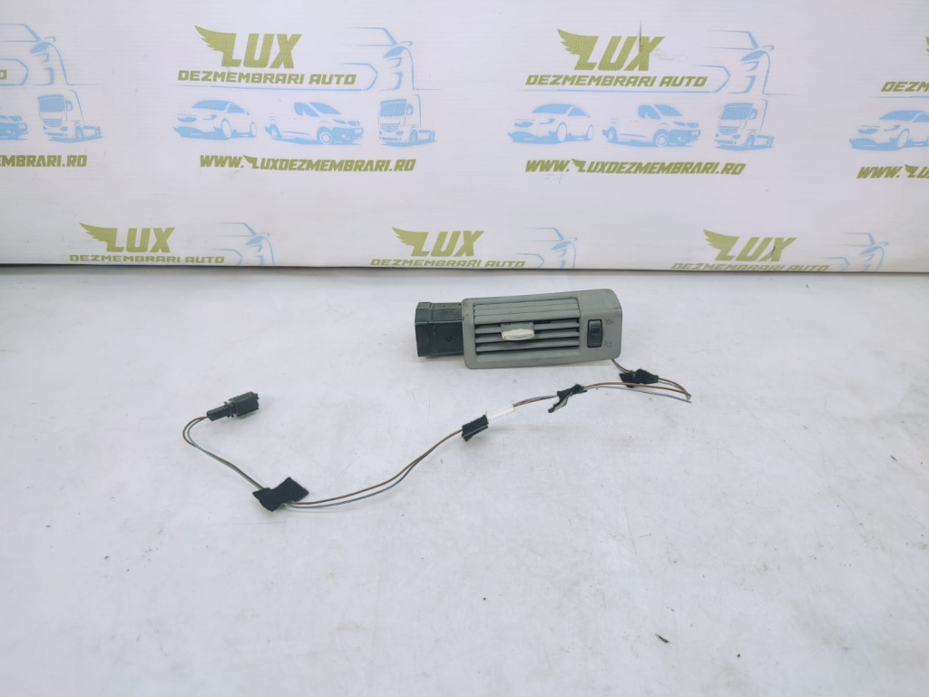 Grila ventilatie 7L6819210B Volkswagen VW Touareg generatia 1 7L [2002 - 2007]