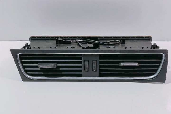Grila Ventilatie 8T1820951C Audi A4 B8/8K [2007 - 2011]