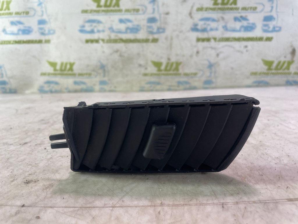 Grila ventilatie aer 13145056LH Opel Zafira B [2005 - 2010] 1.7 cdti A17DTR