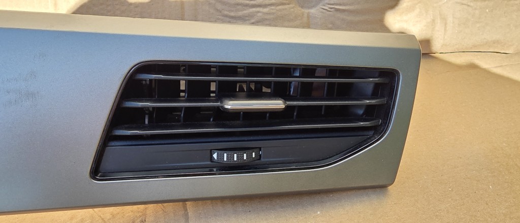 Grila ventilatie aer bord dreapta Vw Polo 2G AW 2018 2019 2020 2021 2022