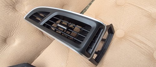 Grila ventilatie aer bord stanga Ford Focus 3 2011 2012 2013 2014 2015 2016
