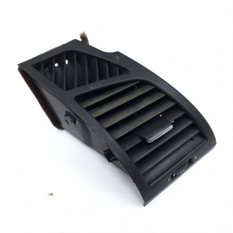 Grila Ventilatie Aer Din Bord Bmw 1 (E81, E87, E88, E82) 2004-2013 Dreapta 705918812, P010204439, 5160705918812 Faurecia