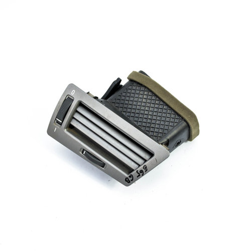 Grila Ventilatie Aer Din Bord Bmw 5 (E60, E61) 2003-2010 6911242, 64226911242