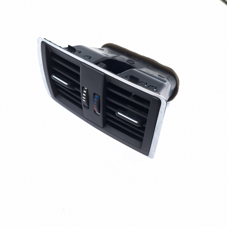 Grila Ventilatie Aer Din Bord Centru BMW 3 (F30, F35, F80, F31, F34) 2011 - 2020 Motorina 64229207330, 933367502, 16828110, 08191001, 0959802