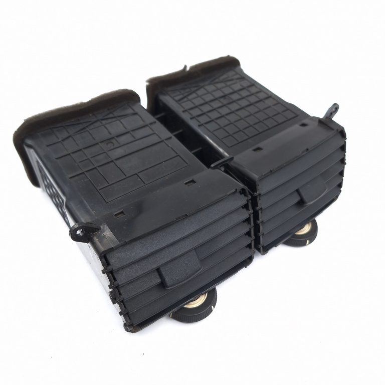 Grila Ventilatie Aer Din Bord Kia Sportage (Je, Km) 2004-2010 2.0 Crdi 4Wd D4Ea-F Motorina Centru Km84810A, 80335148