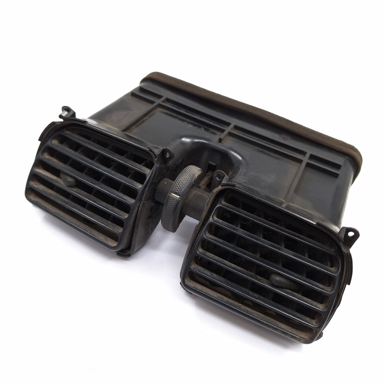 Grila Ventilatie Aer Din Bord Mitsubishi SPACE STAR (DGA) 1998 - 2005 MR456712