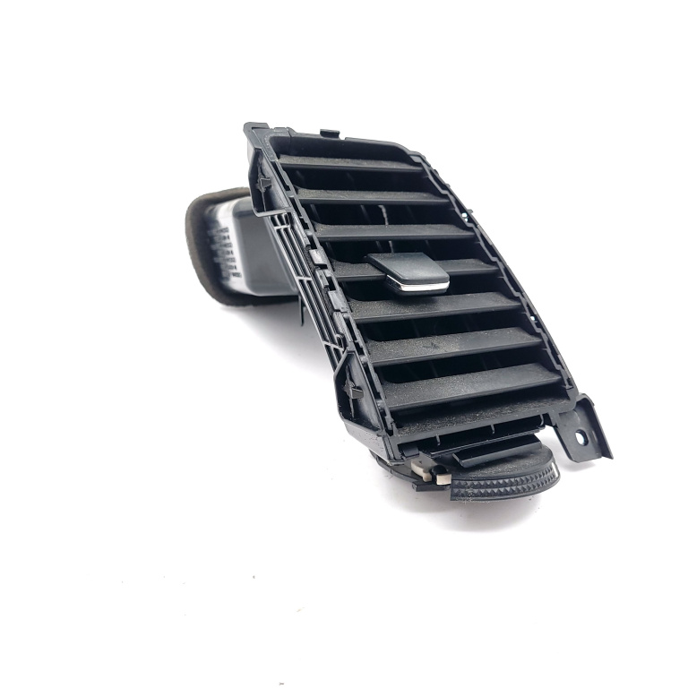 Grila Ventilatie Aer Din Bord Nissan Murano 1 (Z50) 2004-2008 Dreapta 68760Cb000, 68760 Cb000, P19670A6310000, P19670 A63100 00, 68760Cb001, 68760 Cb001, P19670A6311000, P19670 A63110 00, 68760Cb002, 68760 Cb002, P19670A6312000, P19670 A63120 00, E69