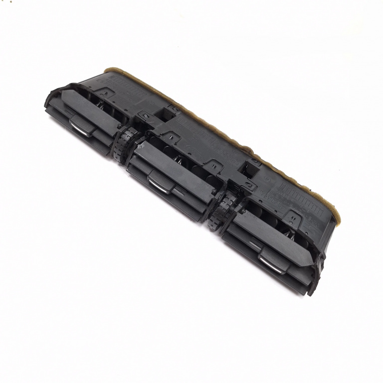Grila Ventilatie Aer Din Bord Nissan X-Trail (T30) 2001-2007 2.0 4X4 Qr20De Benzina Centru E5715171500, 687508H800, 687508H900