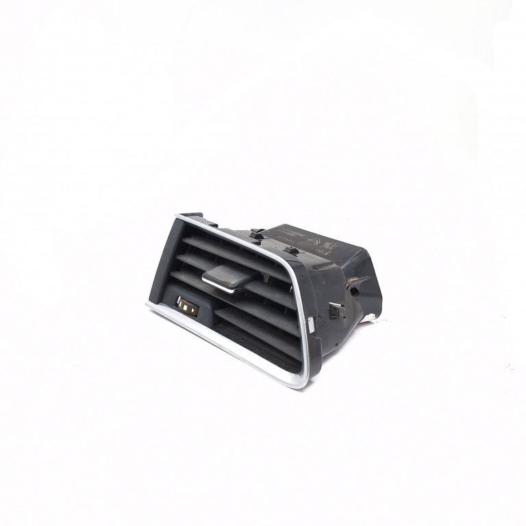 Grila Ventilatie Aer Din Bord Peugeot 508 2010-2023 2.0 Hdi Rxh Hybrid4 Rhc (Dw10Cted4) Motorina Stanga 9686457377, A1010107 Faurecia