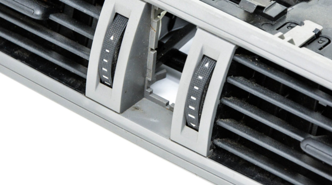 Grila Ventilatie Aer Din Bord Skoda RAPID 2012 - Prezent Motorina 5JA820951