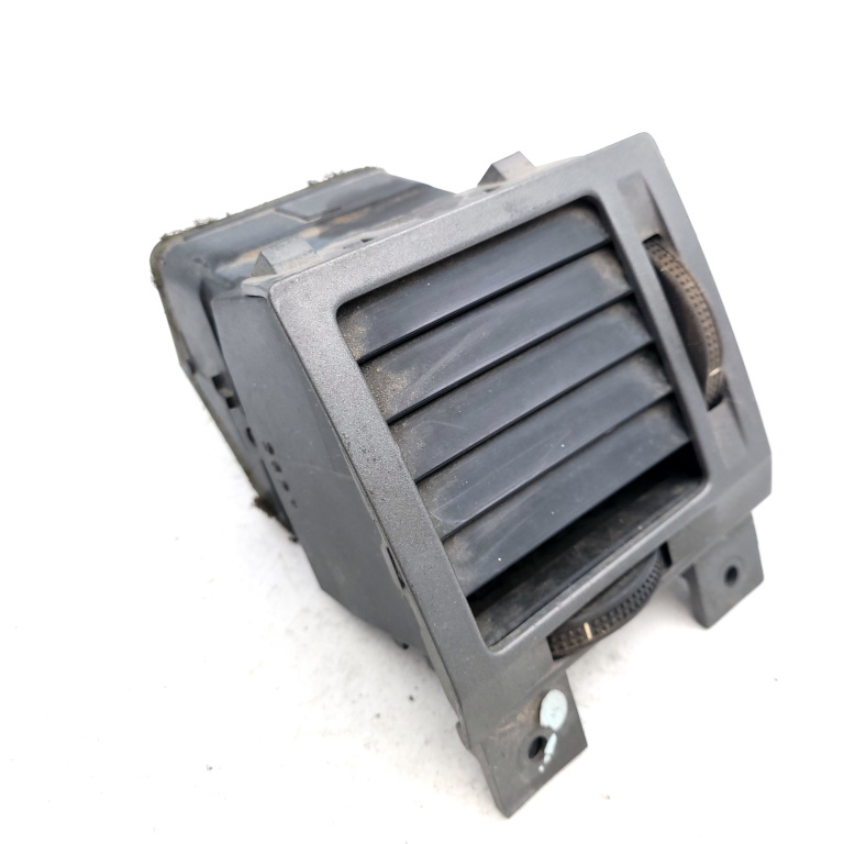 Grila Ventilatie Aer Din Bord Stanga Opel VECTRA C 2002 - 2008 230635620, 9177169