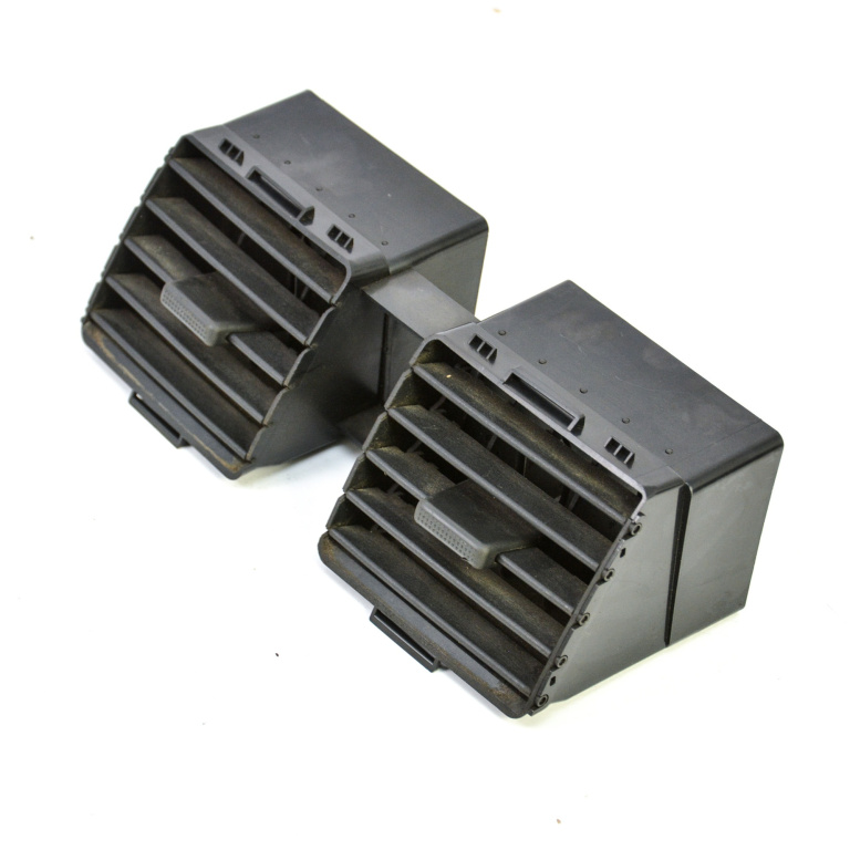 Grila Ventilatie Aer Din Bord Suzuki Sx4 (Ey, Gy) 2006 > 1.5 M15A Benzina Centru 7361079J00, 73610-79J00