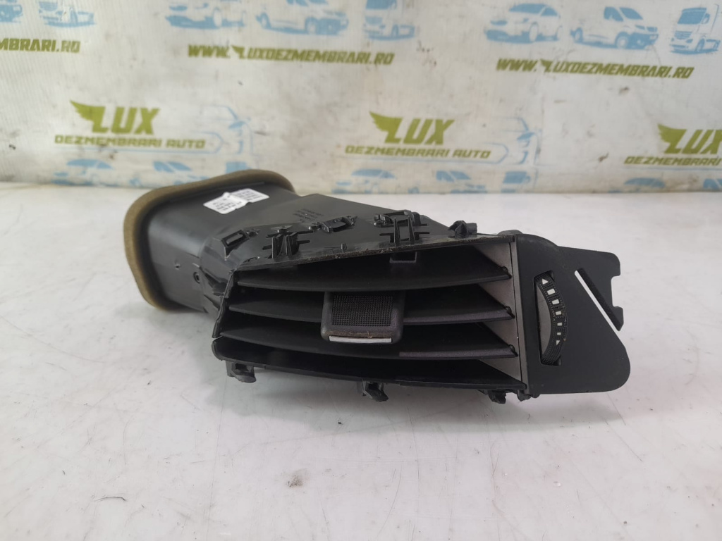 Grila ventilatie bord 13300570 Opel Astra J [2009 - 2012] 1.7 cdti A17DTS