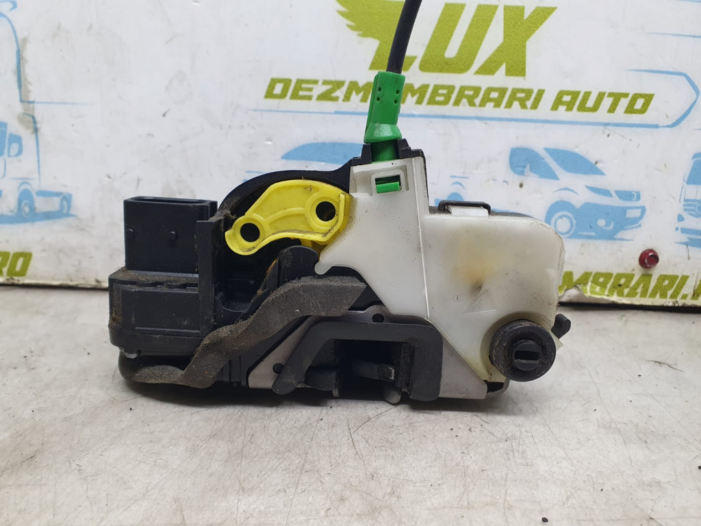 Grila ventilatie bord 13321922 Opel Insignia A [2008 - 2014] 2.0 cdti A20DTH
