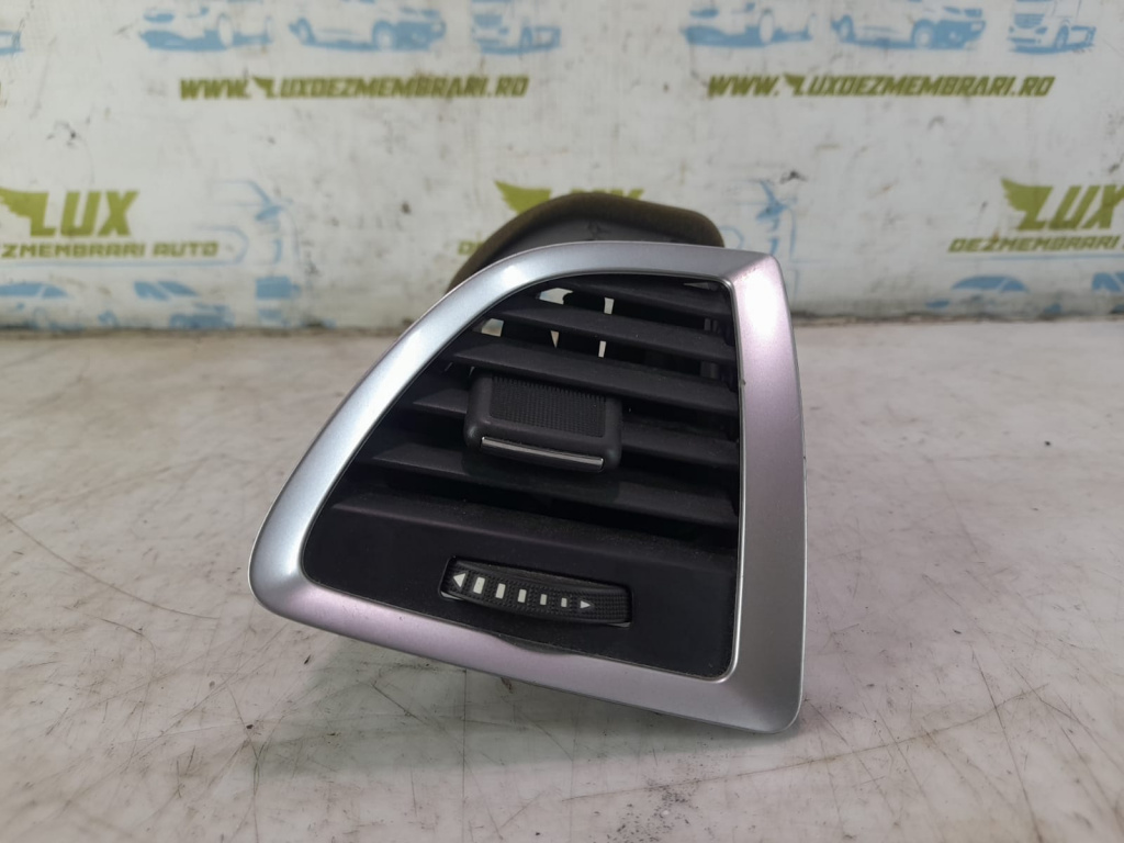 Grila ventilatie bord 13327998 Opel Astra J [2009 - 2012] 1.7 cdti A17DTR
