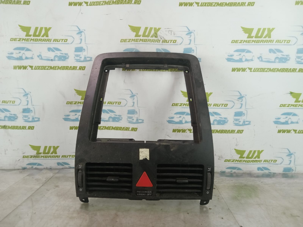 Grila ventilatie bord 1T1819728A Volkswagen VW Touran [2003 - 2006] 2.0 tdi AZV