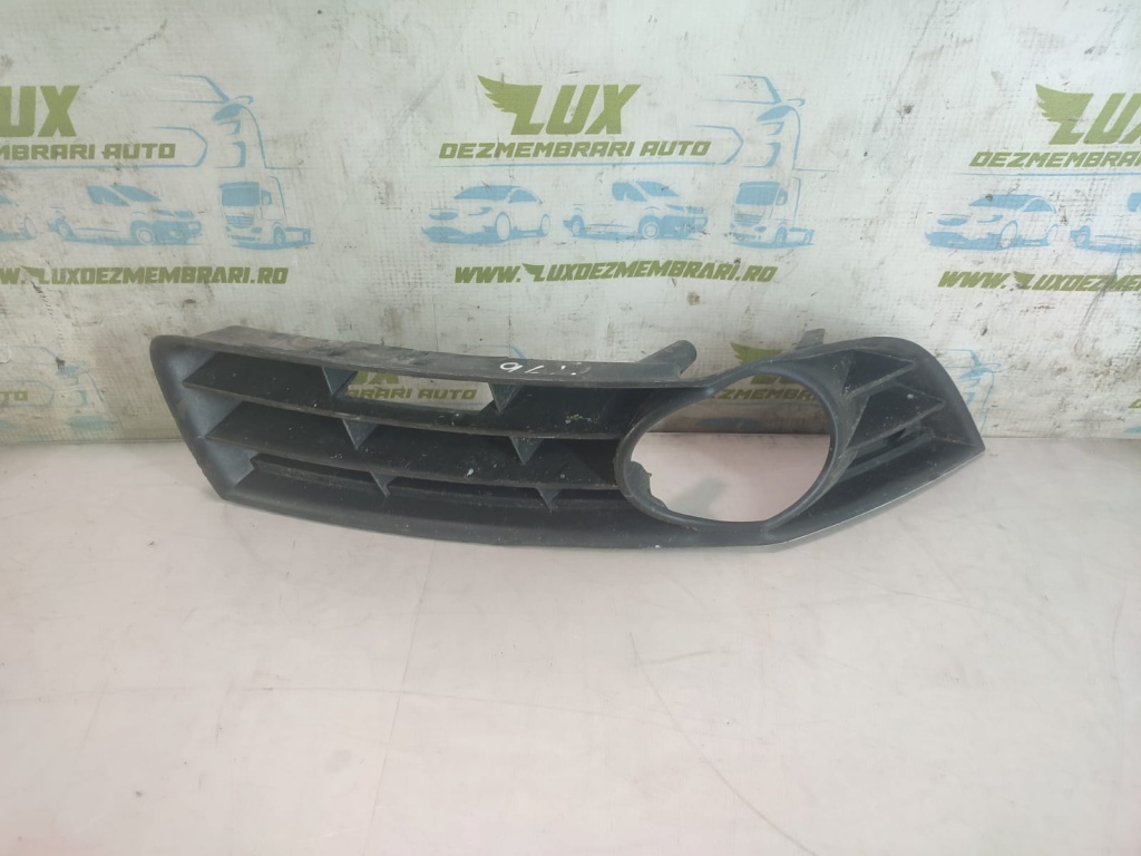Grila ventilatie bord 3c0853666a Volkswagen VW Passat B6 [2005 - 2010] 2.0 tdi cbdc