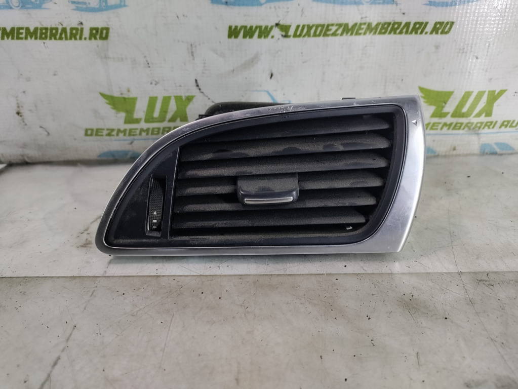 Grila ventilatie bord 4g1820902 Audi A6 allroad C7 [2012 - 2014] 3.0 tdi CGQB