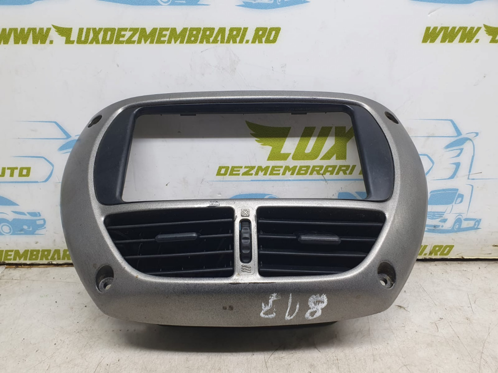 Grila ventilatie bord 55410-42090 Toyota Rav 4 2 [facelift] [2003 - 2006] 2.0 d-4d 1CD-FTV