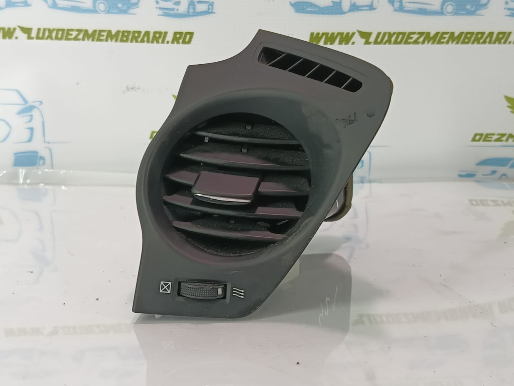Grila ventilatie bord 55650-53040 Lexus IS XE20 [2005 - 2010] 2.2 d 2AD-FHV