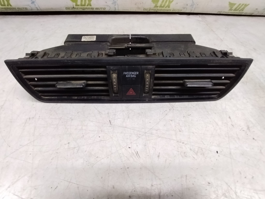 Grila ventilatie bord 5JA820951A Skoda Rapid [2012 - 2017]