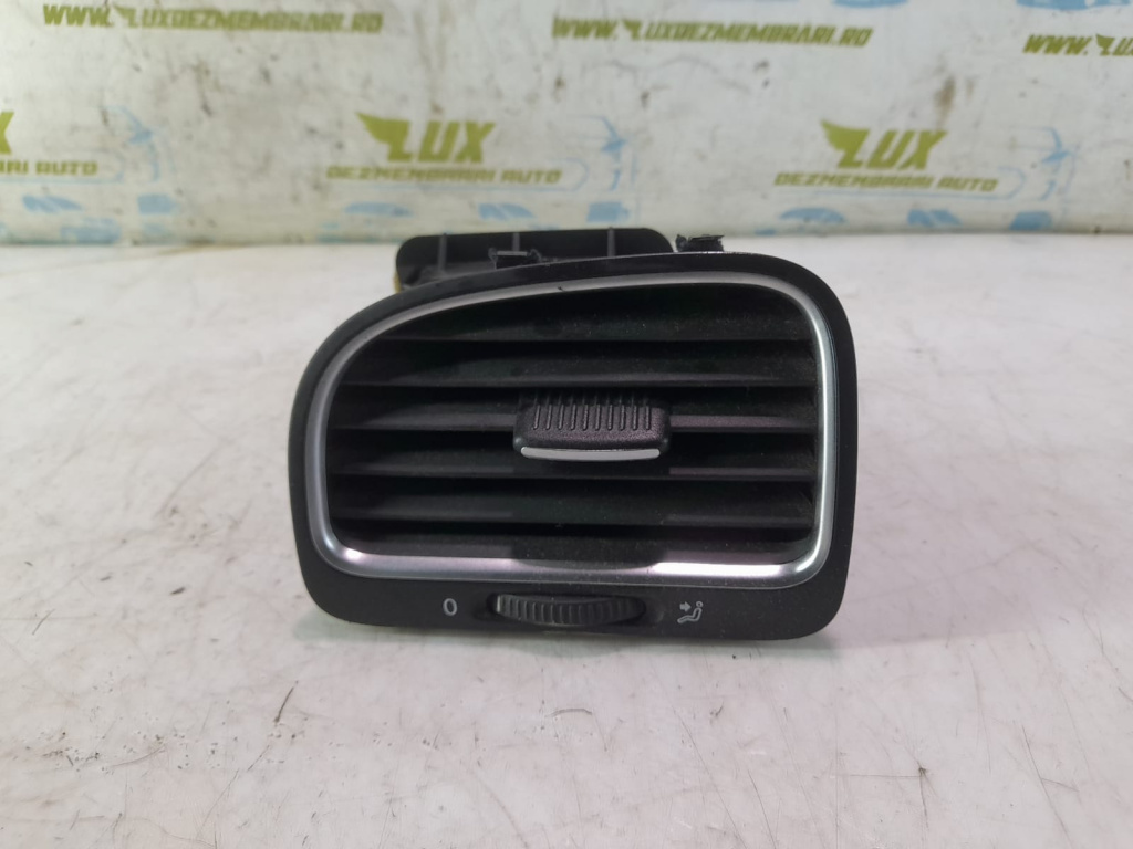 Grila ventilatie bord 5K0819709 Volkswagen VW Golf 6 [2008 - 2015] 1.6 tdi CAYC