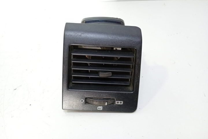 Grila ventilatie bord 6388310760 Mercedes-Benz Vito W638 [1996 - 2003]