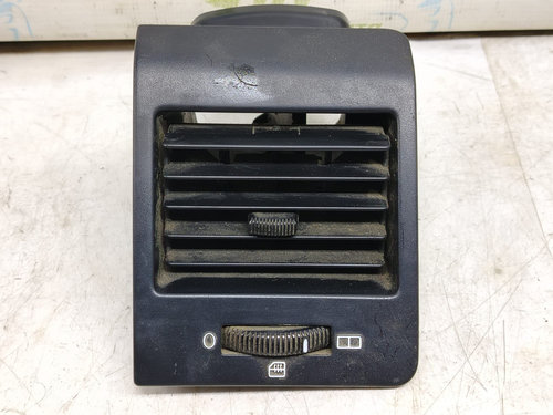 Grila ventilatie bord 6388310760 Mercedes-Benz Vito W638 [1996 - 2003]