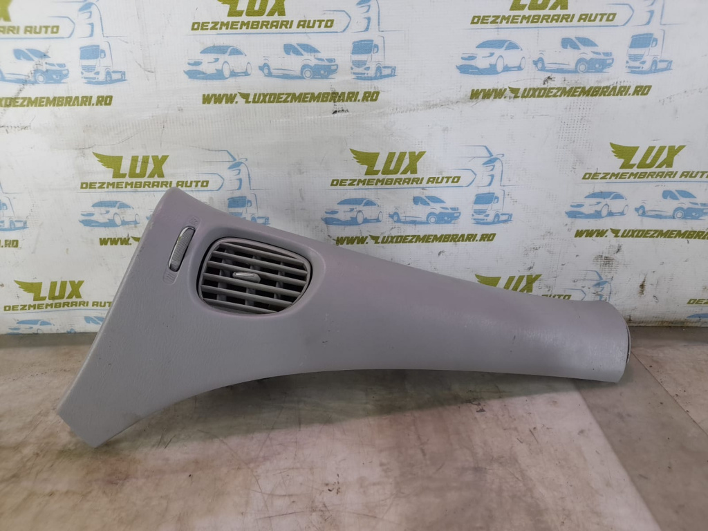 Grila ventilatie bord 682114u200 Nissan Almera Tino V10 [2000 - 2006] 1.8 benzina QG18