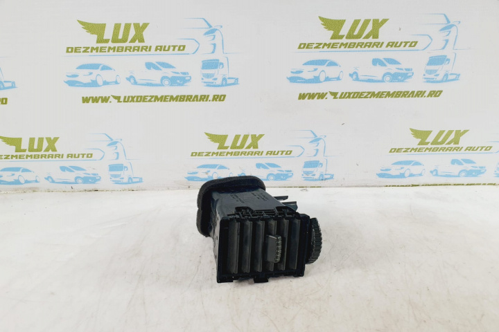 Grila ventilatie bord 68750eq000 Nissan X-Trail T30 [2001 - 2004]