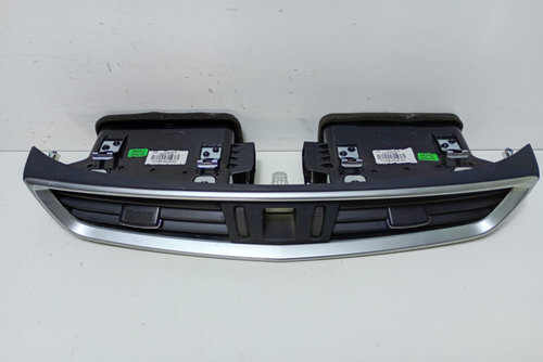 Grila Ventilatie bord 68750HV50B Nissan Qashqai 2 J11 [2013 - 2020]