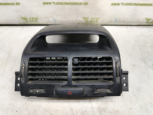 Grila ventilatie bord 73821-65j0 Suzuki Grand Vitara 2 [2005 - 2008] 1.9 DDis F9Q-047073