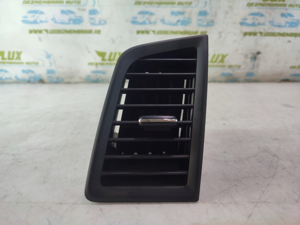 Grila ventilatie bord 8030A-15850 Mitsubishi ASX [2010 - 2012] 1.8 di-d 4N13