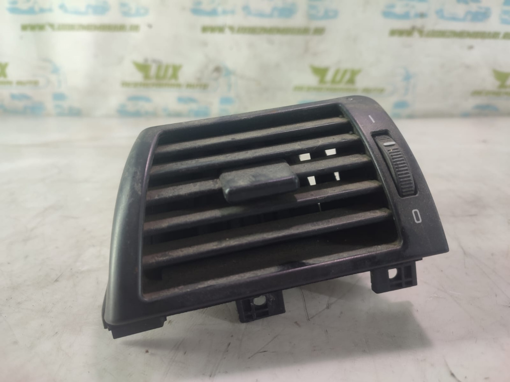 Grila ventilatie bord 8361897 BMW Seria 3 E46 [1997 - 2003] 2.0 d 204D1