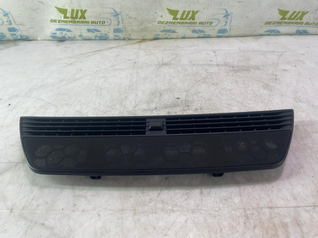 Grila ventilatie bord 8E0819635 Audi A4 B7 [2004 - 2008] 2.0 tdi BPW