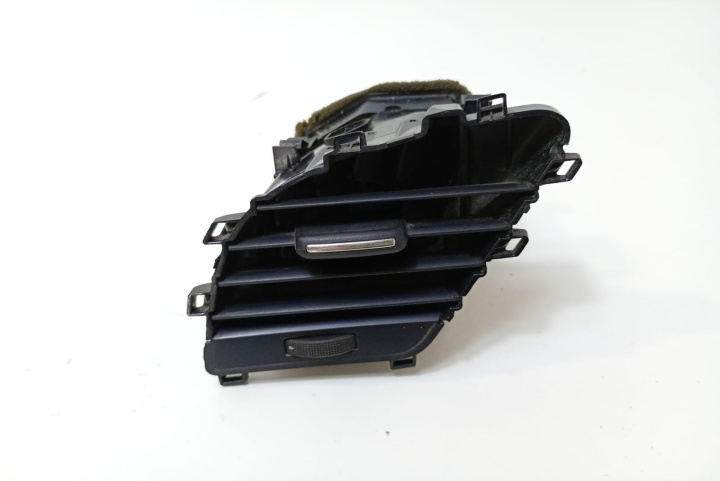 Grila ventilatie bord 8K1820901F Audi A5 8T [2007 - 2011]
