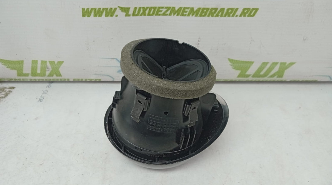 Grila ventilatie bord 8X1820951 Audi A1 8X [2010 - 2014] 1.4 tdi CUSB