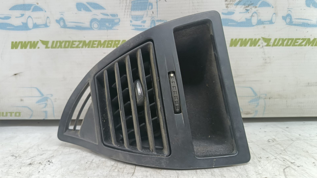 Grila ventilatie bord 9649598677 Citroen C4 [2004 - 2008] 1.4 benzina KFU