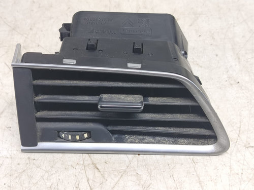 Grila ventilatie bord 9686457377 Peugeot 508 [2010 - 2014] 2.0 hdi Hybrid RHC