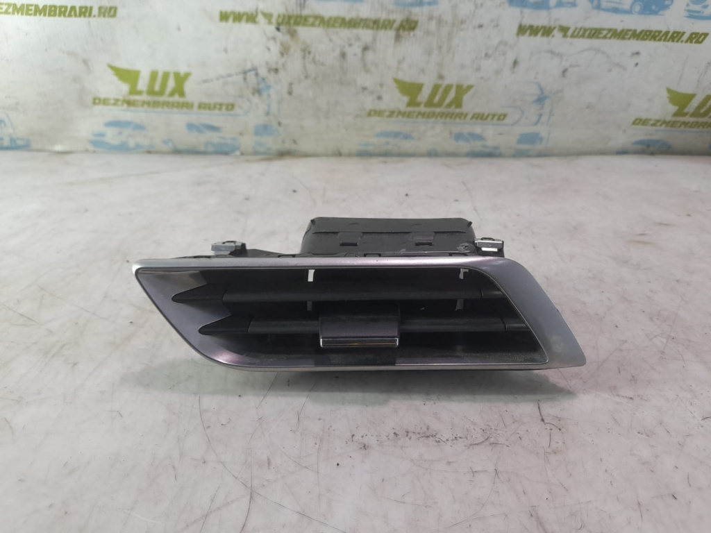 Grila ventilatie bord 9810143080 Peugeot 3008 2 [2016 - 2020] 1.6 hdi BH01