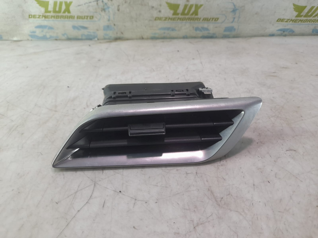Grila ventilatie bord 9810143180 Peugeot 3008 2 [2016 - 2020] 1.6 hdi BH01