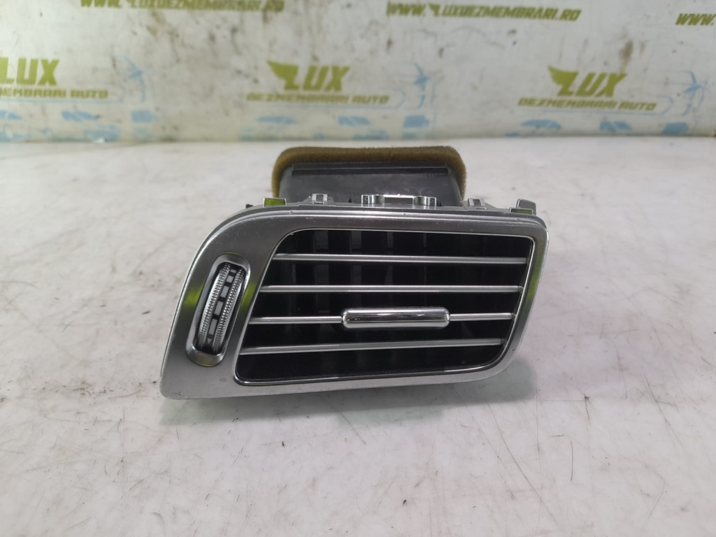 Grila ventilatie bord A2188300254 Mercedes-Benz CLS-Class C218/X218 [2011 - 2014] 3.0 cdi om642854