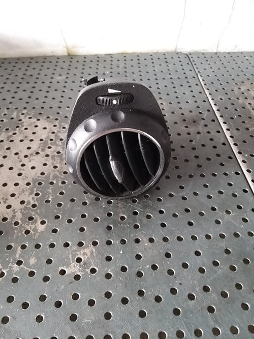 Grila ventilatie bord alfa romeo 147 937