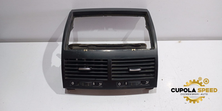 Grila ventilatie bord centrala 7L6819727 Volkswagen VW Touareg generatia 1 7L [2002 - 2007]