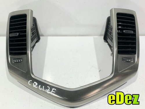 Grila ventilatie bord centrala Chevrolet Cruze (2012->) [J308] 94567908
