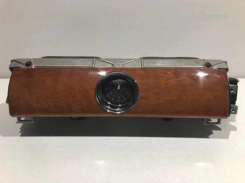 Grila ventilatie bord centrala cu ceas 3d1853578b Volkswagen VW Phaeton [2002 - 2008]