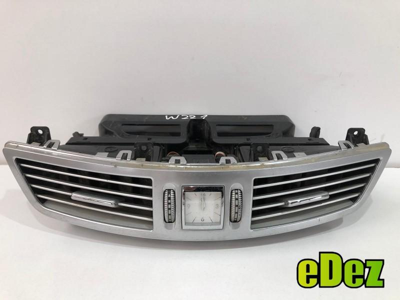 Grila ventilatie bord centrala Mercedes S-Class (2005-2009) [W221] a2218300954